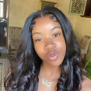 Meet your Posher, Sydney